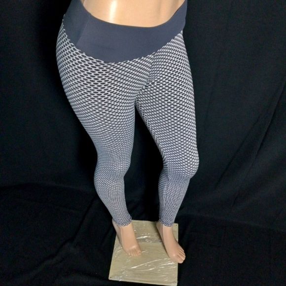 WOMENS LEGGINGS WITH BUTT LIFT - Picture 2 of 4